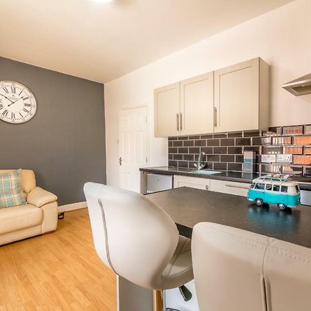Platform Avenues Apartment 2 With Free Street Parking Kingston upon Hull Exterior foto